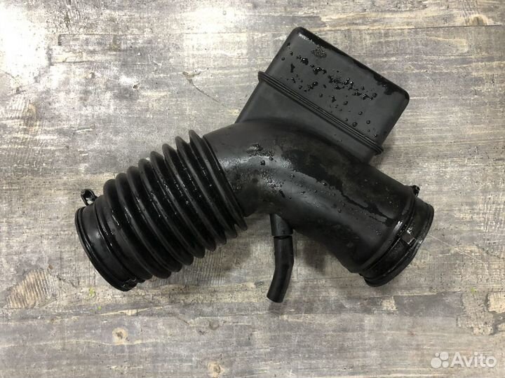 Патрубок воздушного фильтра Hyundai Elantra 3