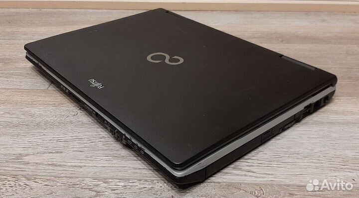 Ноутбук Fujitsu