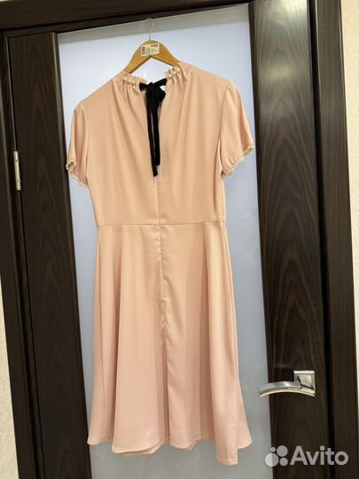 Платье атласное