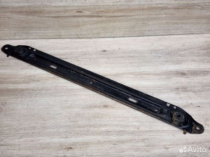 Балка радиаторная нижняя Citroen C4