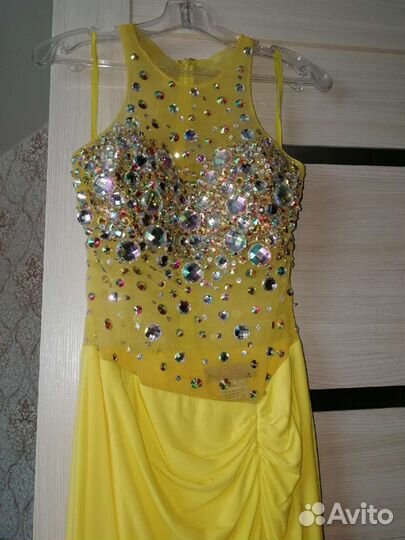 Вечернее платье на выпускной