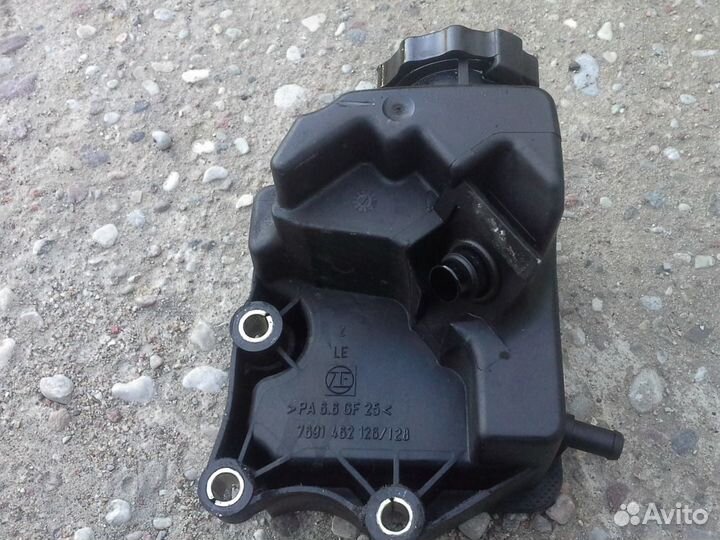 Бачок гидроусилителя Mercedes W210 W211 W220