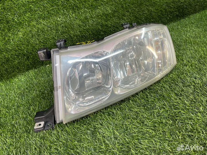 Фара передняя левая Nissan Cedric/Gloria ENY34
