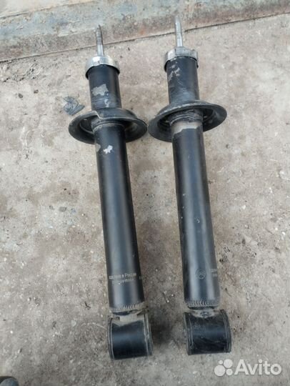 Задние стойки лада гранта