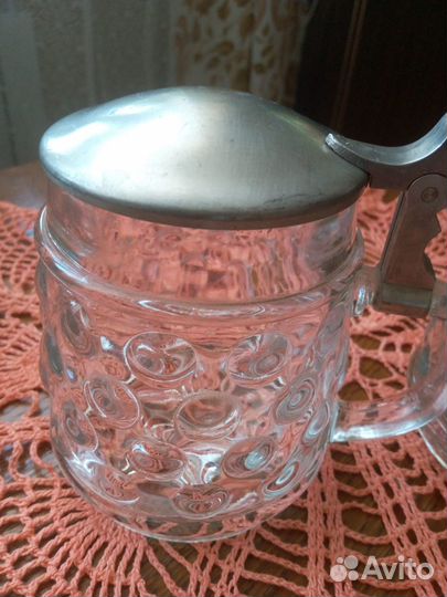 Пивная кружка с крышкой