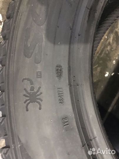 Pirelli Scorpion Ice Zero 2 275/55 R20 117H