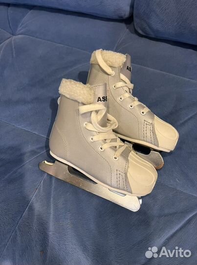 Коньки детские 30 размер