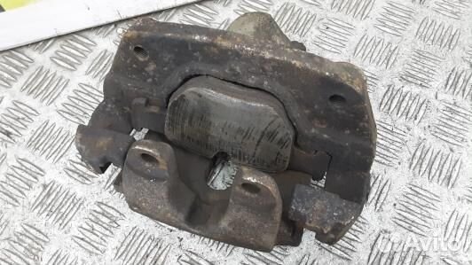 Суппорт тормозной передний правый land rover range