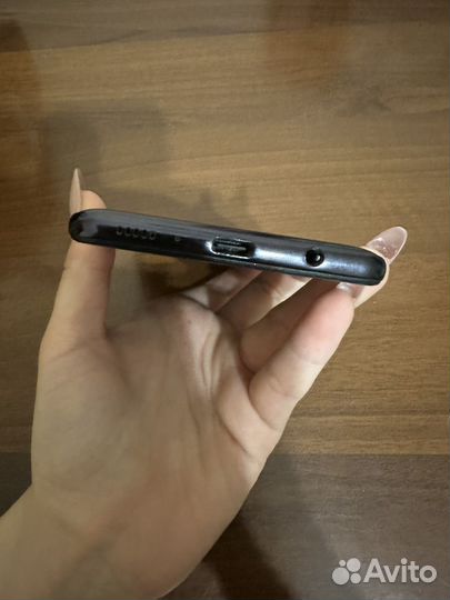 Samsung Galaxy A31, 4/64 ГБ