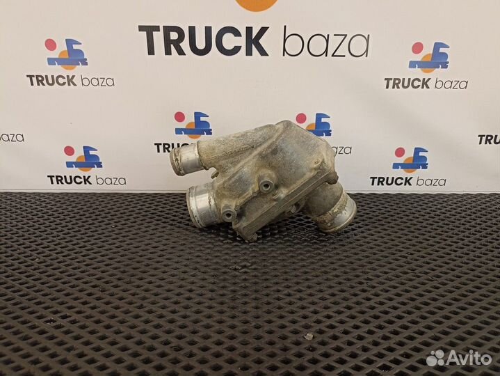 1381494 Корпус термостата