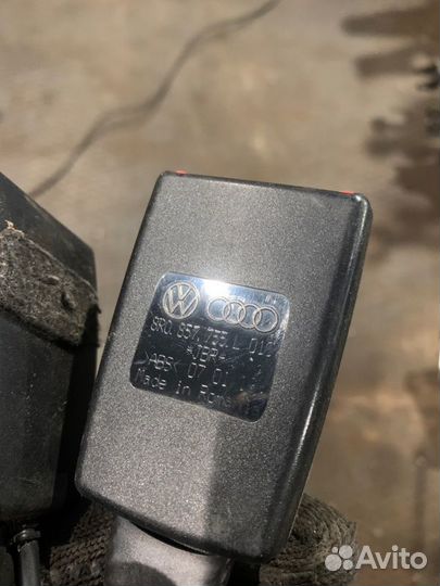 Замок ремня безопасности передний правый Audi Q5