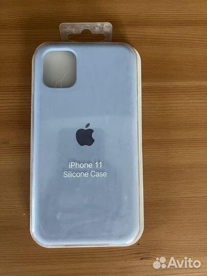 Чехол на iPhone 11