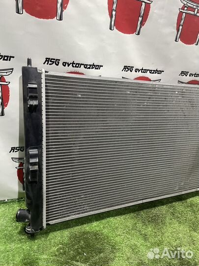 Радиатор охлаждения двигателя Mitsubishi Lancer X