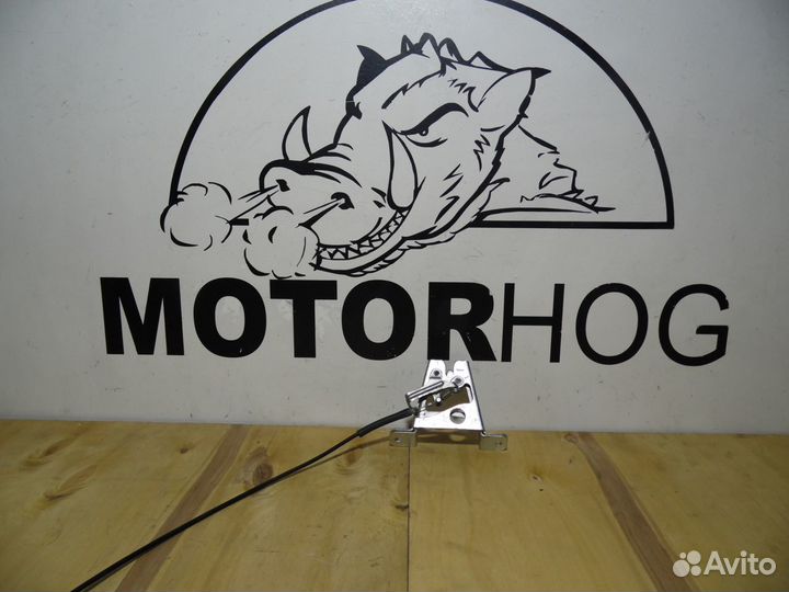 Замок спинки заднего сидения Тойота рав4