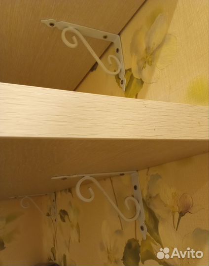 Полка настенная навесная