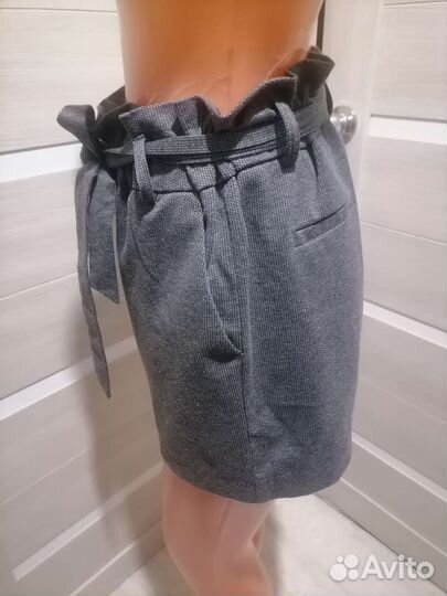 Шорты женские