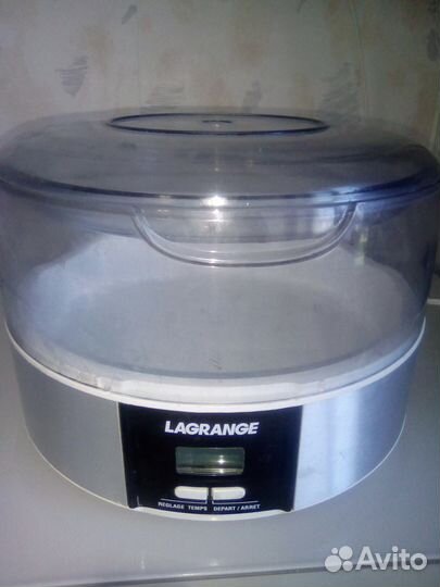 Продам йогурницу