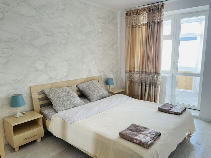 2-к. квартира, 60 м², 1/9 эт.