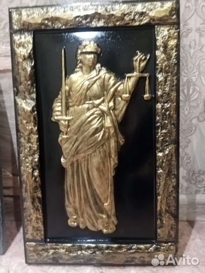 Панно из гипса