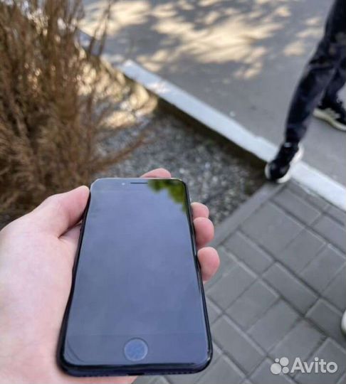 Телефон iPhone 7 32gb