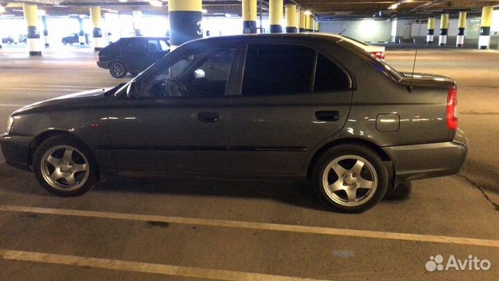 Hyundai Accent 1.5 МТ, 2008, битый, 210 000 км
