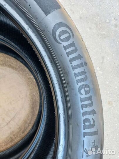 Continental ContiPremiumContact 6 275/40 R22