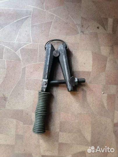 Съемник шаровых опор. Ваз классика