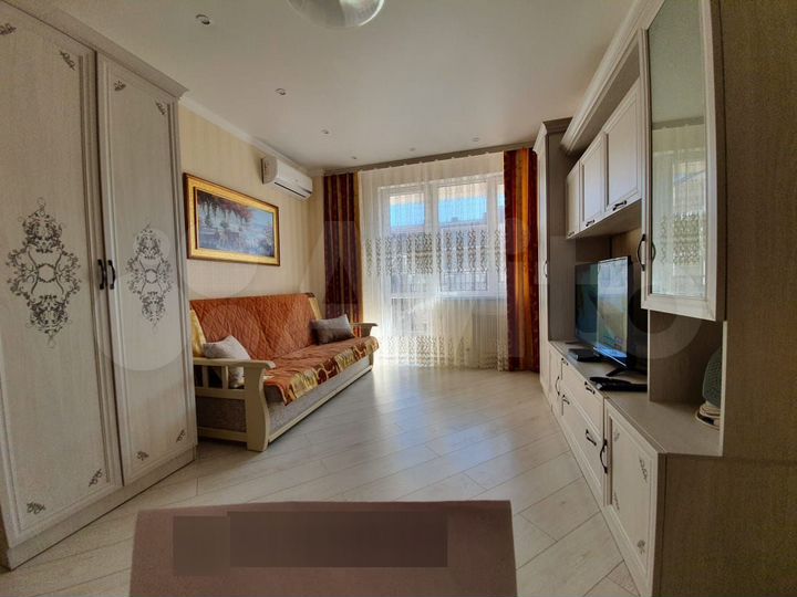 2-к. квартира, 62 м², 8/10 эт.