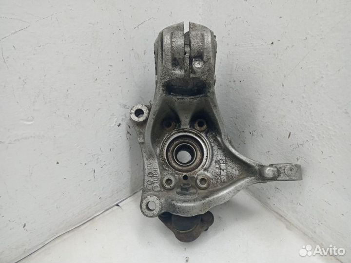 Кулак поворотный volkswagen passat CC Передний правый