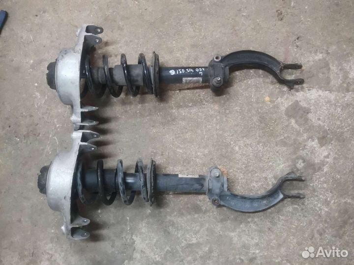 Стойки передние Audi Q5