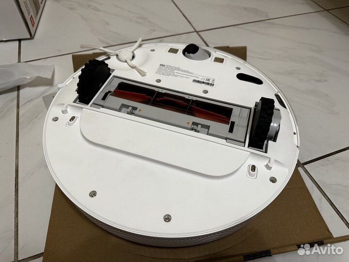 Новый робот пылесос Xiaomi Mi Robot Vacuum-MOP