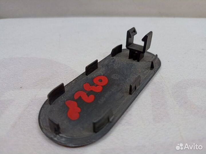 Заглушка Volkswagen Touareg 7L AXQ 2006