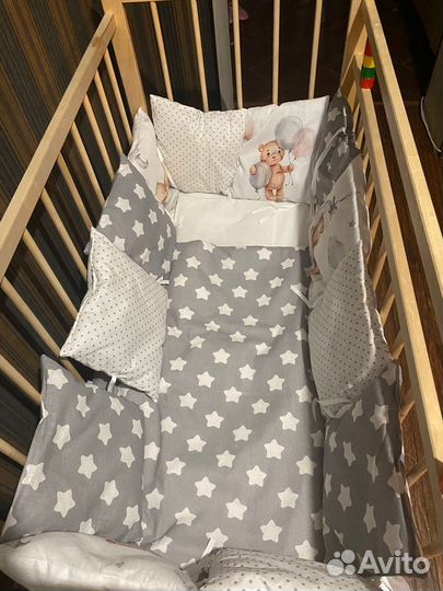 Бортики подушки в кроватку