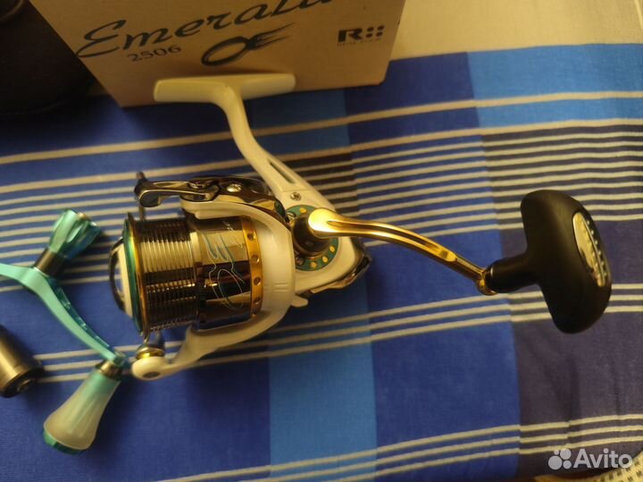 Катушка Daiwa Emeraldas Hyper Custom 2506, ручка