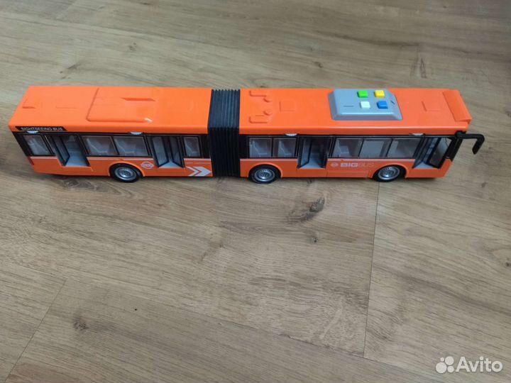 Игрушка автобус