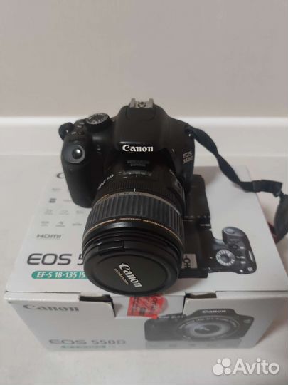 Зеркальный фотоаппарат 550 d eos
