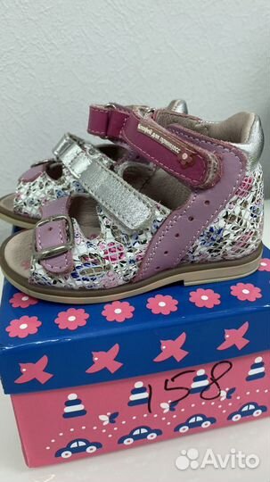 Сандали для девочки