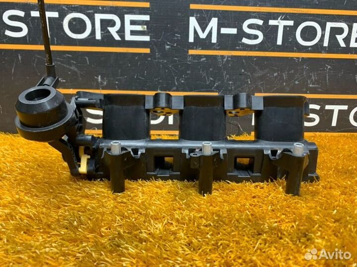 Коллектор впускной левый Audi A6 4F/C6 AUK 2009