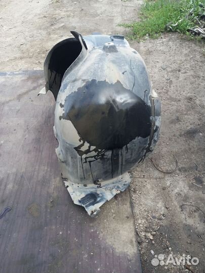 Подкрылки передние правый, левый Mercedes W164