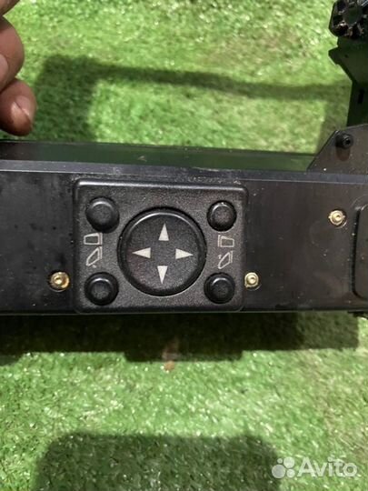 Блок управления стеклоподъемниками Mercedes-Benz