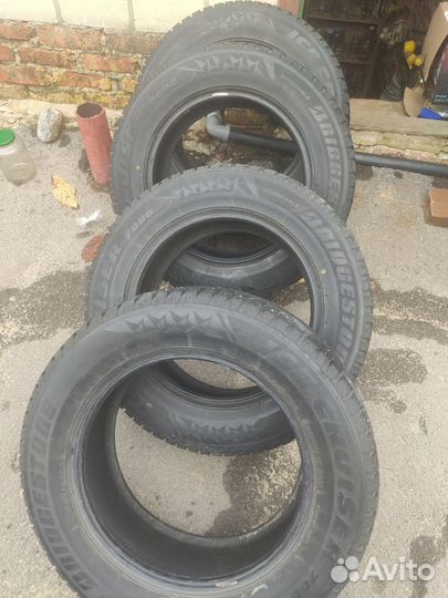 Bridgestone Ice Cruiser 7000 225/60 R17 106T