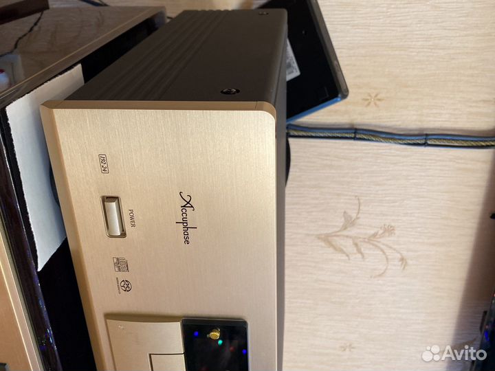 Accuphase super audio cd player dp-77 sacd