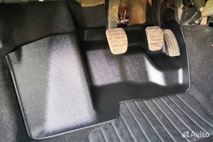 Площадка под педали Дастер, Ларгус, Логан, Сандеро