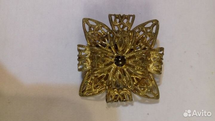 Брошь. латунь, чехословакия