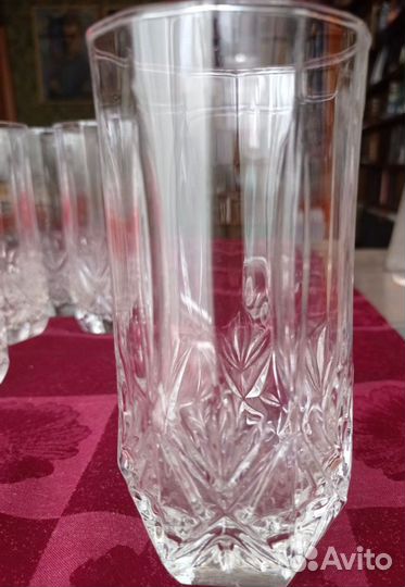 Стаканы, кружки