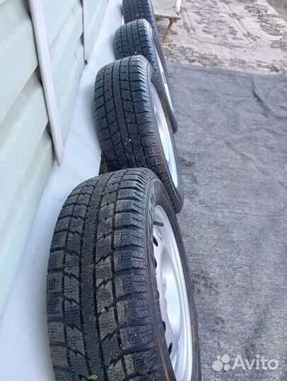 Комплект зимних колес r14