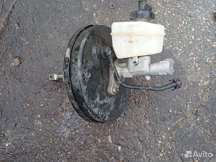 Вакуумный усилитель тормозов Largus