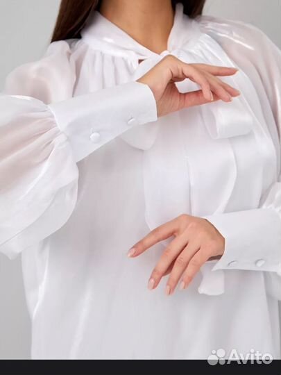 Блузка женская из органзы