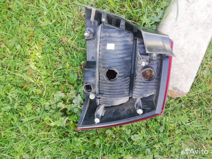 Фара mitsubishi galant 9