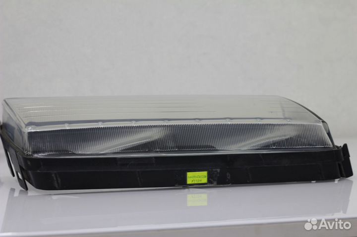 9ES143410001 Hella Стекло фары правой bmw e36